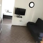 Nanito Lägenhet *
