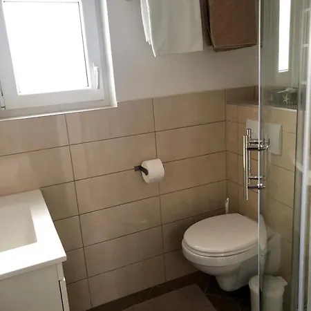 Nanito Apartment *