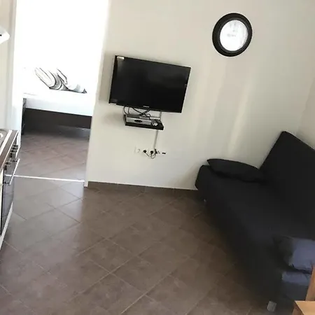 Nanito Apartment *