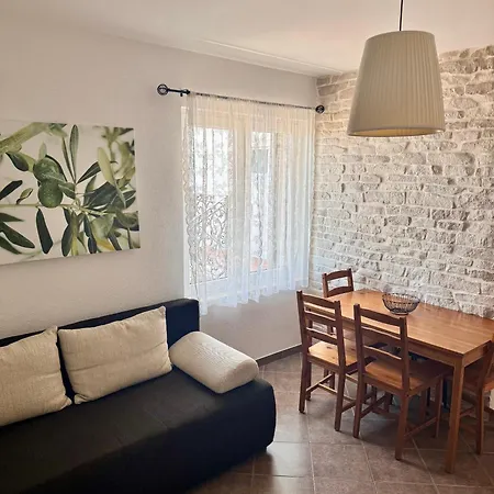 Apartment Nanito Trogir