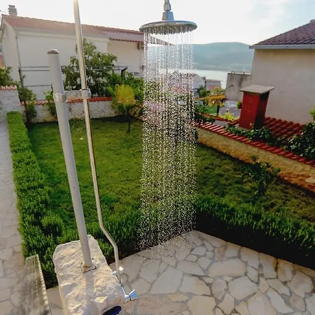 Апартаменты Nanito Трогир